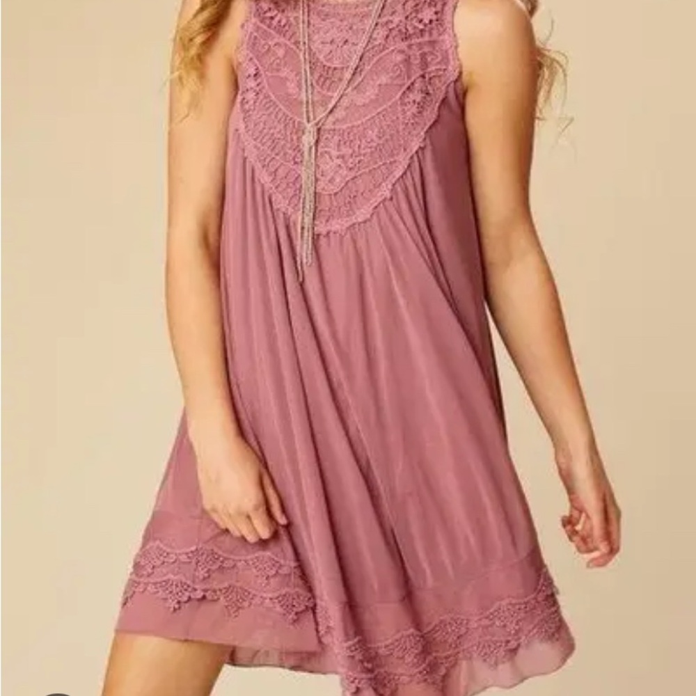 Altar'd State Women’s Fuschia Lace Dress